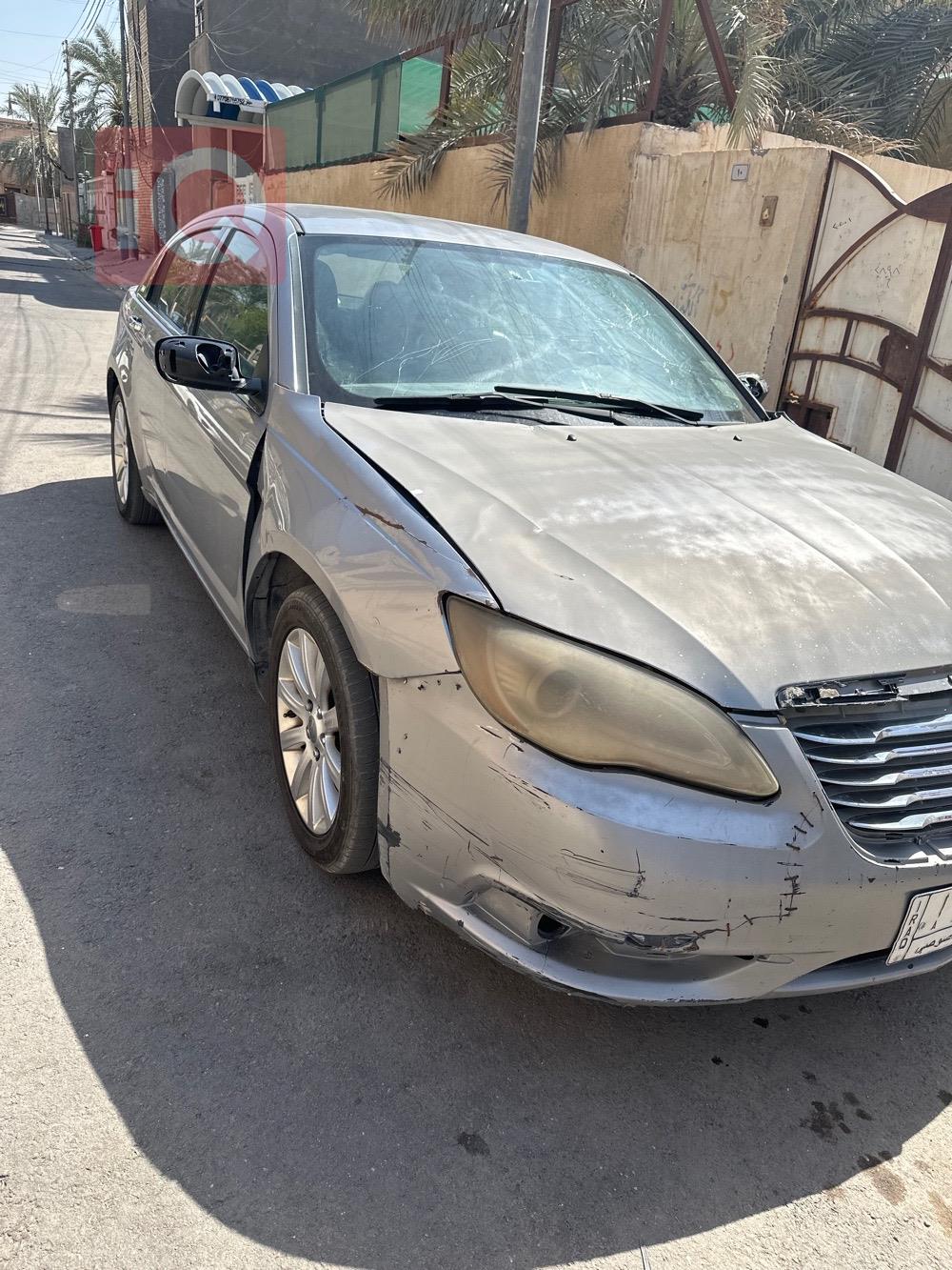 كرايسلر 200